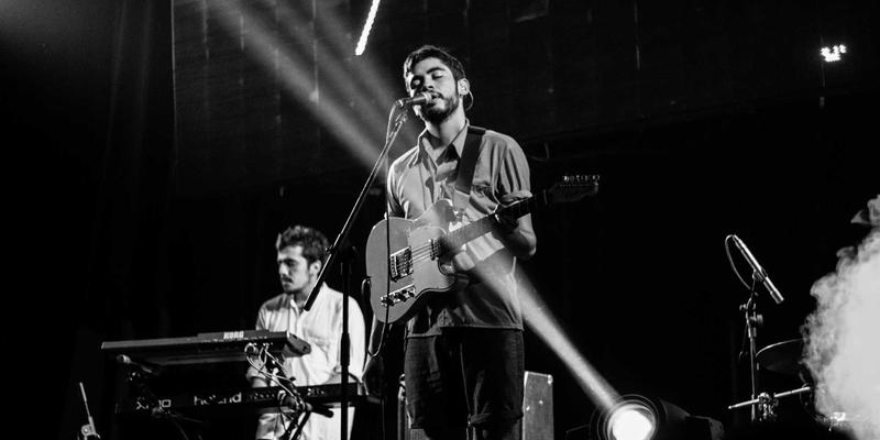 AITM Band的商业模式解码：订阅制、体验经济与AI音乐人IP运营如何重塑audio engineering与electronic rock的未来