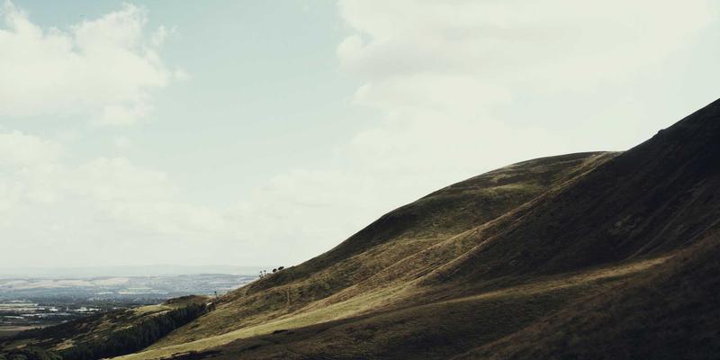 AITM Band虚拟乐队如何重塑电子摇滚现场：数字乐手的品牌价值与商业化路径