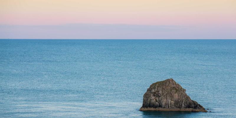 电子摇滚革命：AITM Band如何通过跨渠道营销重塑音乐制作与传播